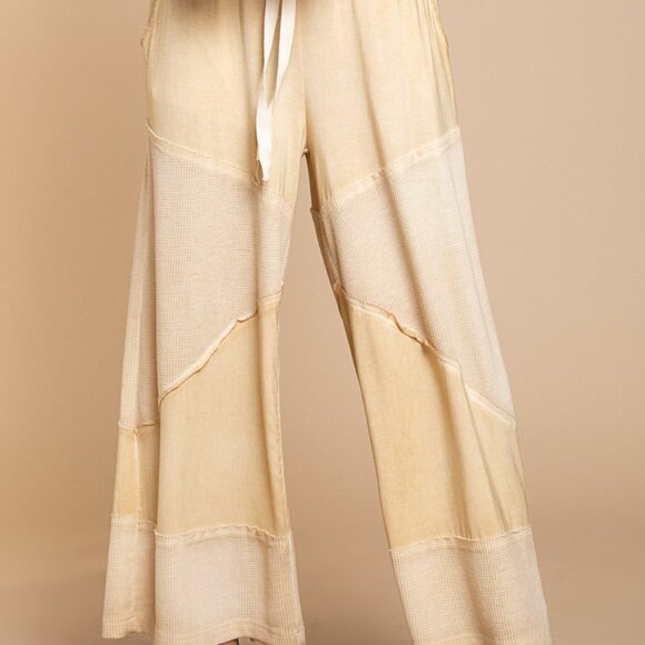 PP28 POL Black BETTY gray loose knit culotte pants featuring ribbed fabrication - Picture 3 of 4